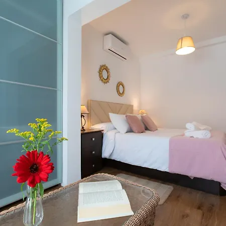 Boutique Playa Burriana Nerja