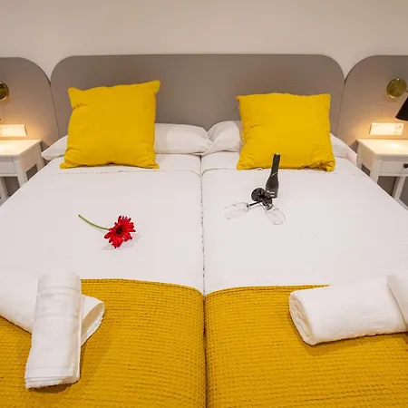 Pensión Boutique Playa Burriana Nerja