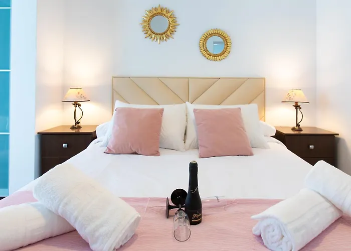 Boutique Playa Burriana Nerja