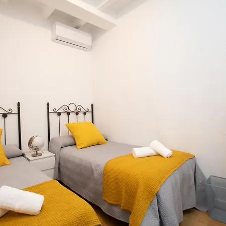 Boutique Playa Burriana 招待所 4*