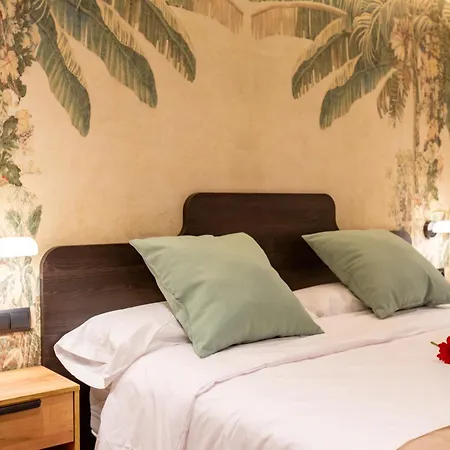 Boutique Playa Burriana 招待所 4*